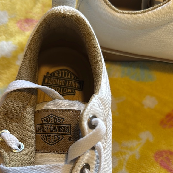 Harley-Davidson White Canvas Sneakers - Picture 2 of 3